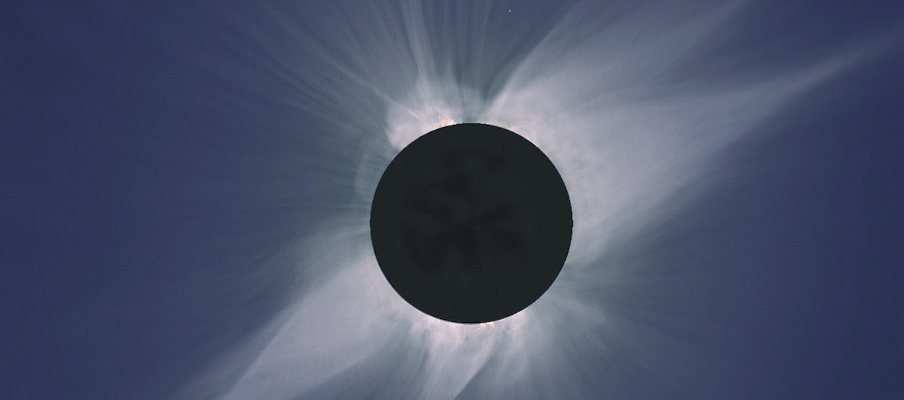 NASA-solar-eclipse-925705-edited.jpg